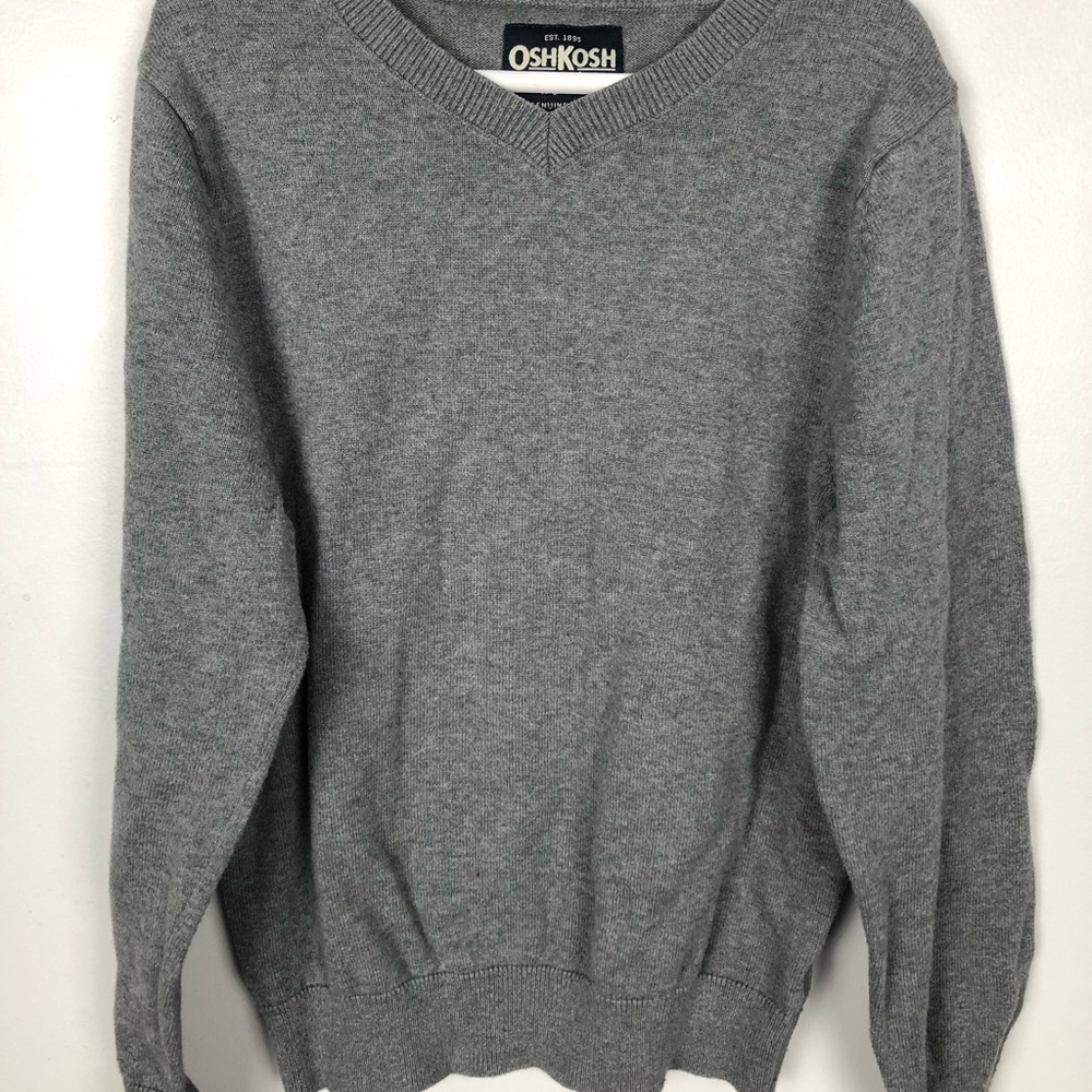 OshKosh B'gosh Boy’s V-Neck Sweater in Light Gray Size 10
